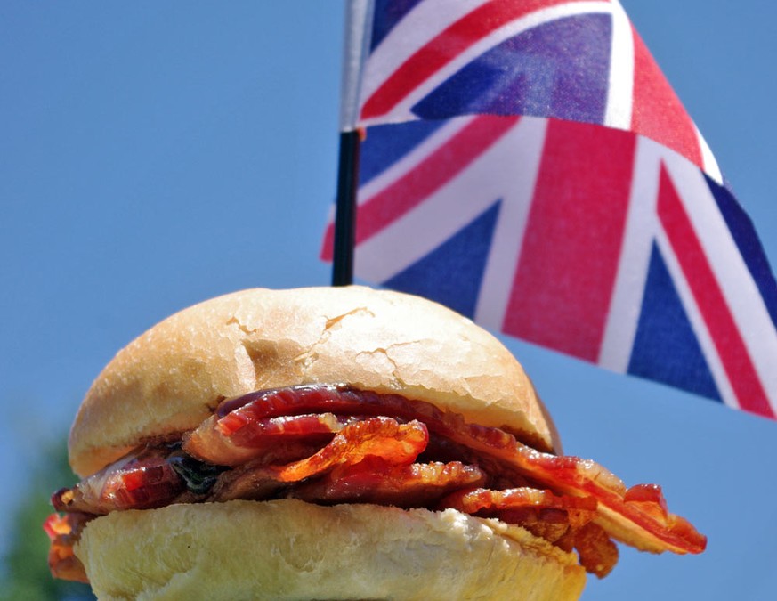 bacon butty speck sandwich england grossbritannien essen food http://www.mrbreakfast.com/breakfast/oy-yanks-introducing-britains-bacon-butty/