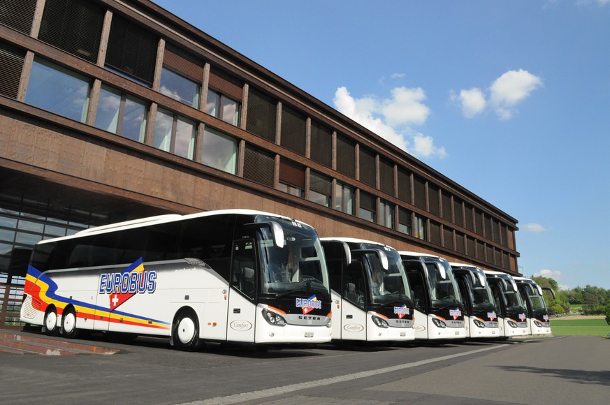 Glamping: Die Eurobus Flotte vor dem Reisezentrum in Windisch, Aargau Aufnahmejahr: 2014 (PPR/Eurobus)