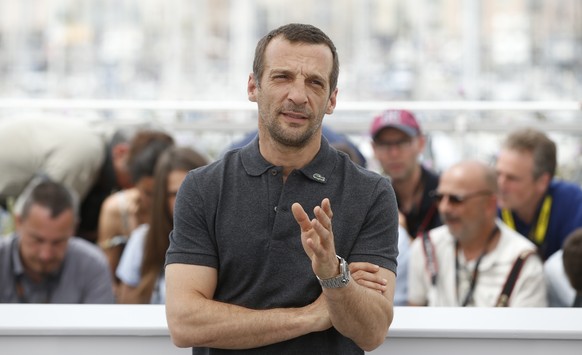 Actor Mathieu Kassovitz poses for photographers during the photo call for the film Happy End at the 70th international film festival, Cannes, southern France, Monday, May 22, 2017. (AP Photo/Alastair  ...