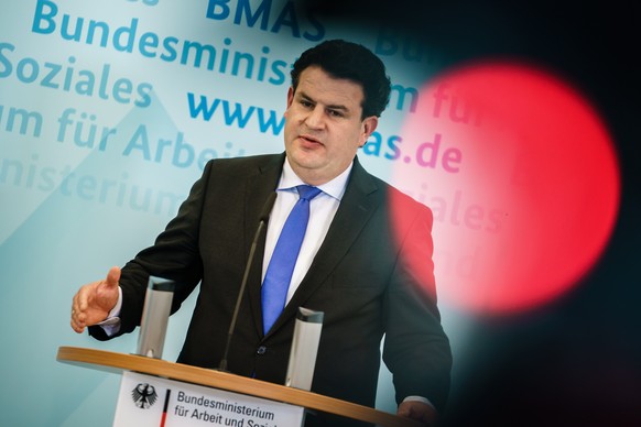 epa08391766 German Minister of Labor and Social Affairs Hubertus Heil speaks during a press conference at the Ministry for Labor and Social Affairs in Berlin, Germany, 29 April 2020. Media reports sta ...