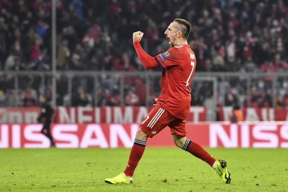 epa07193810 Bayern&#039;s Franck Ribery celebrates after scoring the 5-1 goal during the UEFA Champions League Group E soccer match between Bayern Munich and Benfica Lisbon FC in Munich, Germany, 27 N ...