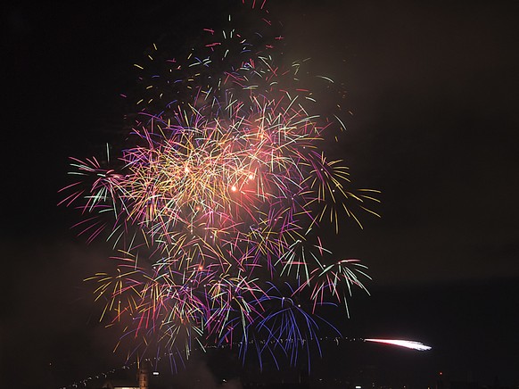 Das 1. -August-Feuerwerk ist bei vielen beliebt. Sie belasten allerdings Mensch und Umwelt. (Archivbild
