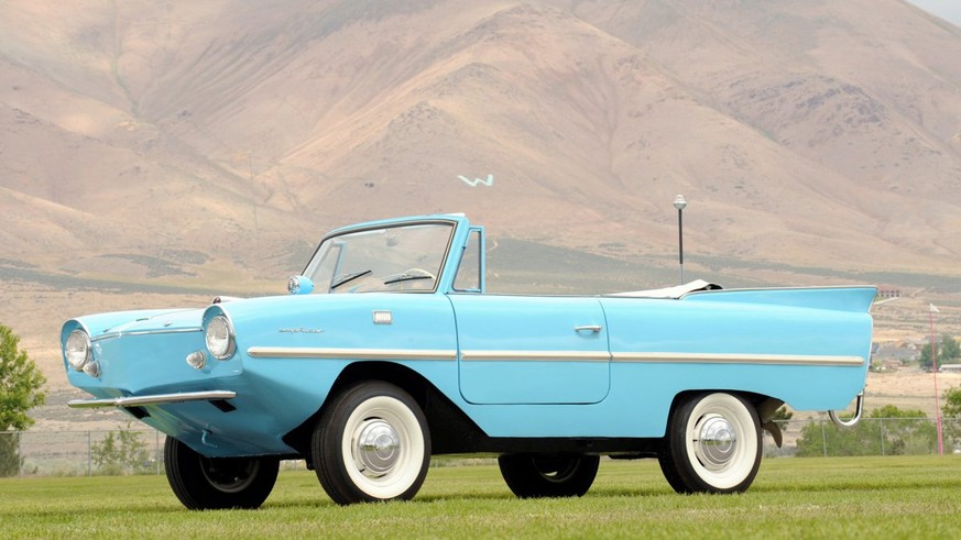 amphicar amphibisches auto boot wasser deutschland 60er https://boats.drivemag.com/news/amphicar-model-770-is-it-a-car-is-it-a-boat