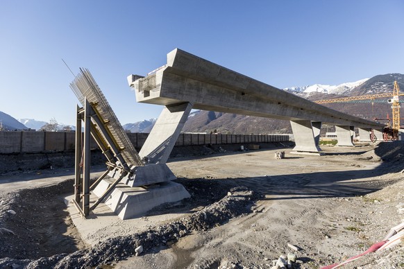 Eine Brücke bei Bellinzona am Neat-Basistunnel Monte Ceneri. Die Bauarbeiten sollten 2019 fertig werden.