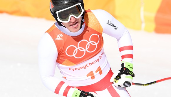 epa06519503 Matthias Mayer of Austria arrives in the finish area after his run in the Downhill portion of the Men&#039;s Alpine Combined race at the Jeongseon Alpine Centre during the PyeongChang 2018 ...