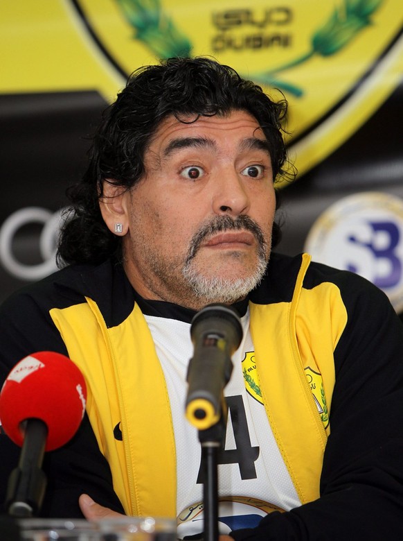 epa03165219 (FILE) A file picture dated 15 September 2011 shows Al-Wasl Club&#039;s Argentinian head coach Diego Maradona reacting during the Etisalat Emirates Cup soccer match against Aljazira Club a ...
