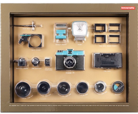 Mit den mehr als 200 Kombinationsmöglichkeiten des Lomo Deluxe Kits können sich alle Retro-Fotografen austoben, die die goldenen Jahre der Lomografie verpasst haben. Eine Lomo-Kamera gibt's ab 70 Fran ...