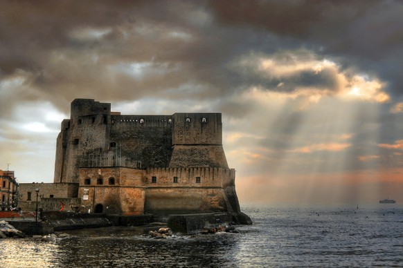 Castel dell’Ovo, Neapel