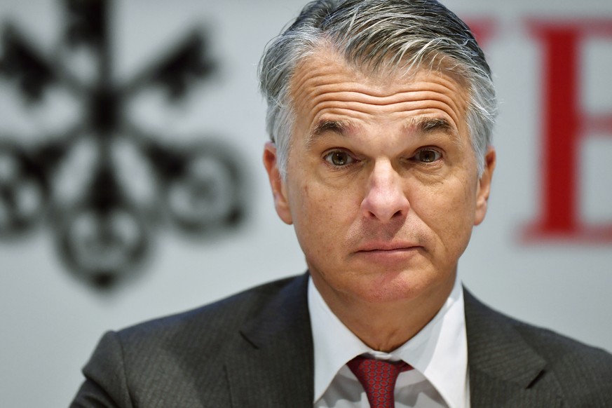 epa07308848 UBS CEO Sergio P. Ermotti speaks at a press conference announcing the bank&#039;s 2018 full year and fourth quarter result in Zurich, Switzerland, 22 January 2019. EPA/WALTER BIERI