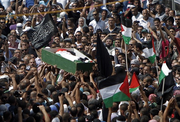 Beisetzung von Mohammed Abu Chder. Sechs jüdische Extremisten wurden als Tatverdächtige verhaftet.