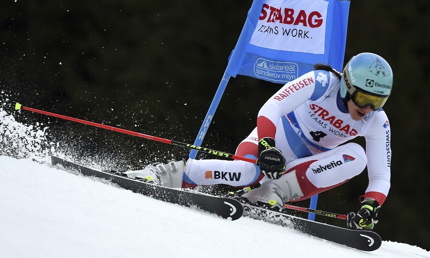 Switzerland&#039;s Wendy Holdener competes in the first run of an alpine ski, women&#039;s World Cup giant slalom, in Spindleruv Mlyn, Czech Republic, Friday, March. 8, 2019. (AP Photo/Marco Tacca)