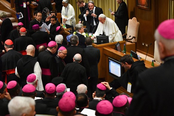 epa07384635 Pope Francis (top, R) greets clergymen during the opening of a global child protection summit for reflections on the sex abuse crisis within the Catholic Church, at the Vatican, 21 Februar ...