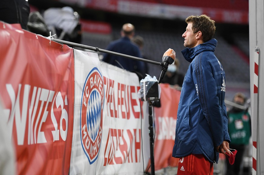 epa08440071 Bayern Munich&#039;s Thomas Mueller is interviewed after the German Bundesliga soccer match Bayern Munich vs Eintracht Frankfurt in Munich, Germany, 23 May 2020. The German Bundesliga is t ...