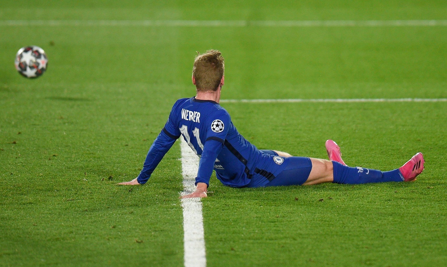 Mandatory Credit: Photo by Bagu Blanco/BPI/Shutterstock (11878321eh) Timo Werner of Chelsea reacts after missing a cross Real Madrid v Chelsea, UEFA Champions League, Semi Final, First Leg, Football,  ...