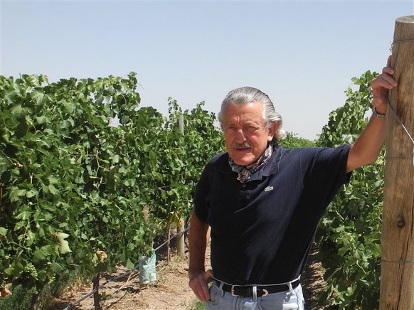 Dieter Meier auf seinem Weingut in Argentinien.