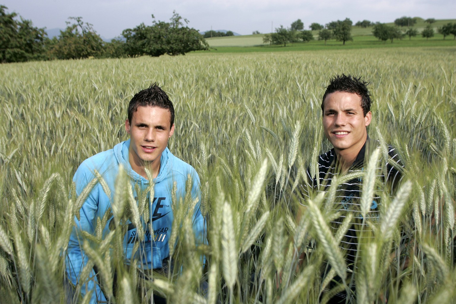 Portrait of the twins and Swiss football players David, left, and Philipp Degen, right, at their place of origin in Lampenberg in the canton of Basel-Land, Switzerland, pictured on June 6, 2007. Phili ...