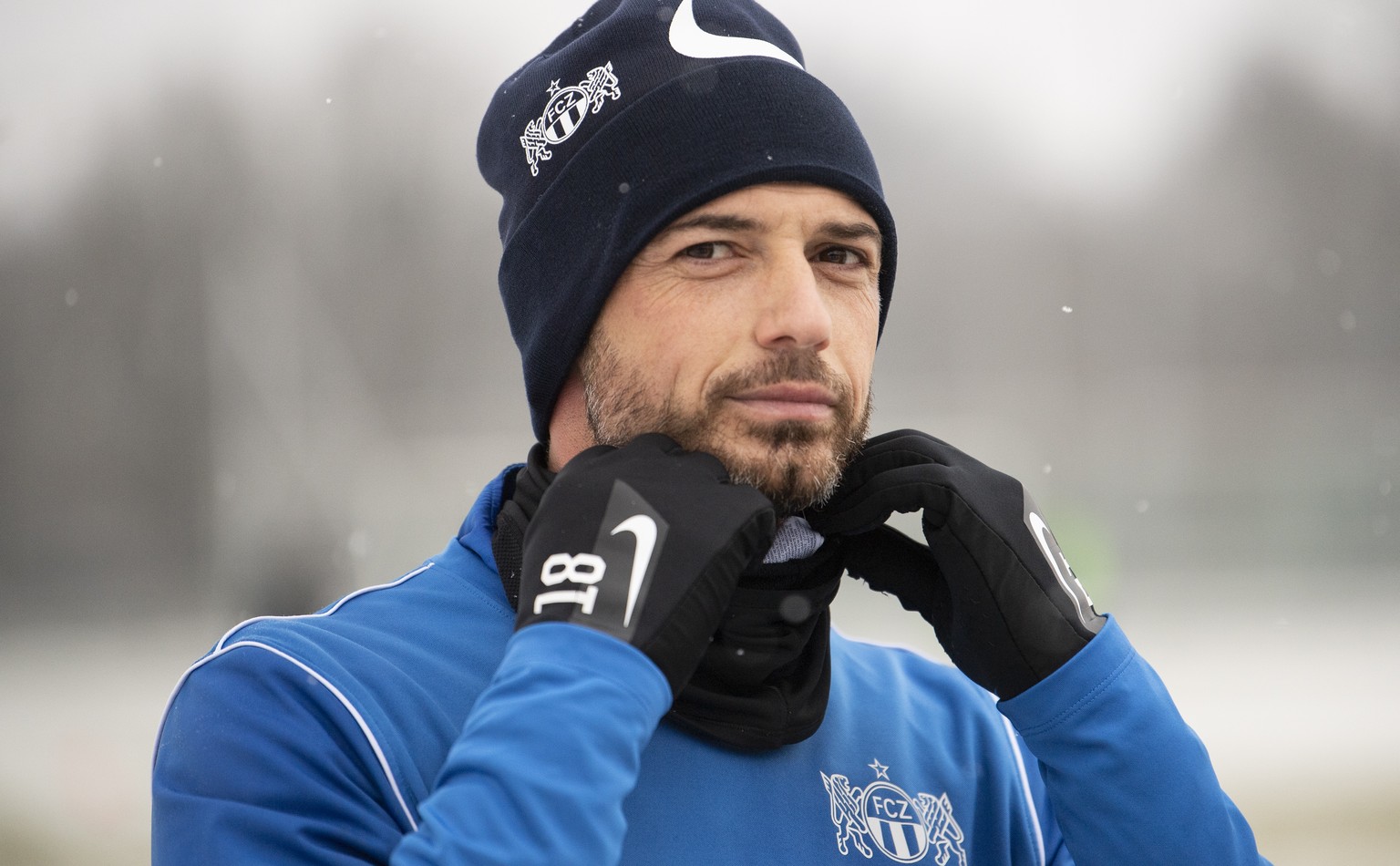 Blerim Dzemaili im Trainingsauftakt vom FC Zuerich auf dem Sportplatz Allmend Brunau in Zuerich, aufgenommen am Mittwoch, 6. Januar 2021. (KEYSTONE/Ennio Leanza)