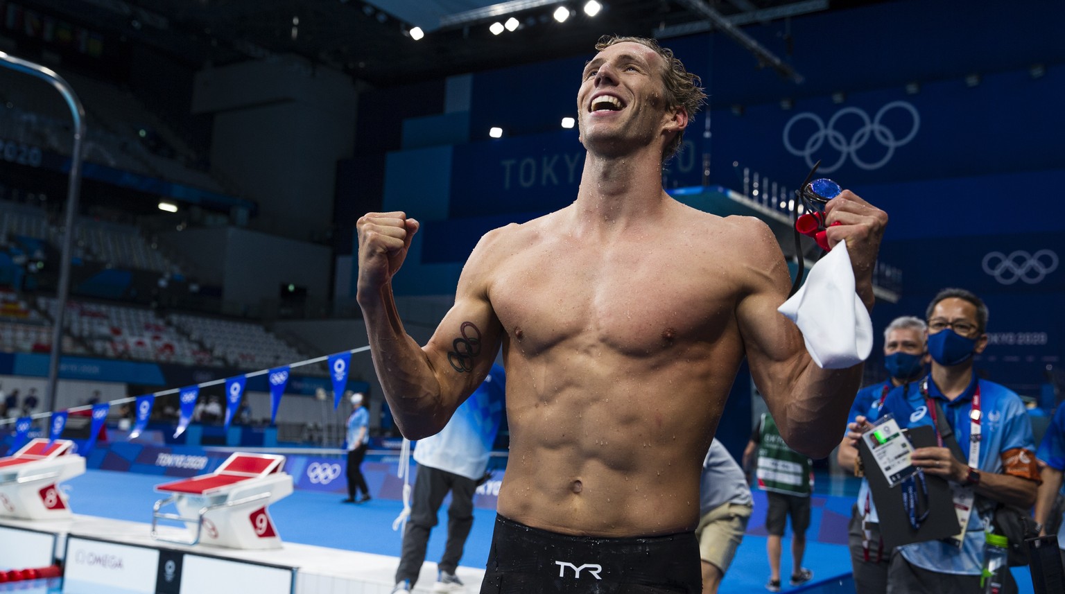 epa09378054 Jeremy Desplanches of Switzerland celebrates after finishing third in the men&#039;s 200m Individual Medley Final during the Swimming events of the Tokyo 2020 Olympic Games at the Tokyo Aq ...