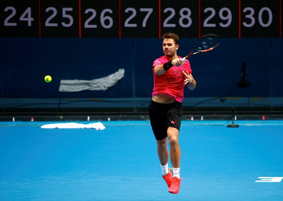 Switzerland&#039;s Stan Wawrinka hits a shot during a training session on Rod Laver Arena ahead of the Australian Open tennis tournament in Melbourne, Australia, January 11, 2017. REUTERS/David Gray