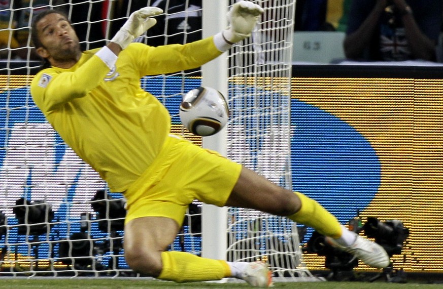 David James: Der ehemalige Keeper der «Three Lions» hat offensichtlich nicht nur Mühe gehabt, Bälle abzuwehren, sondern auch die Gläubiger.