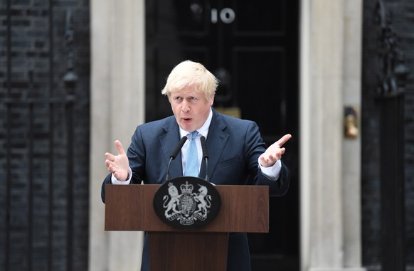 epa07813380 British Prime Minister, Boris Johnson delivers a statement outside 10 Downing street in Westminster, central London, Britain, 02 September 2019. Britain&#039;s Prime Minister Boris Johnson ...