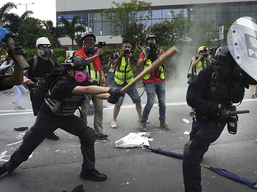 Am Samstag kam es in Hongkong bei Anti-Regierungsprotesten erneut zu Zusammenstössen zwischen Demonstranten und der Polizei.