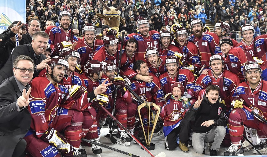 Geneva&#039;s player and staff celebrate their victory after the final game between Switzerland&#039;s Geneve Servette HC and Russia&#039;s HC Salavat Yulaev Ufa at the 88th Spengler Cup ice hockey to ...