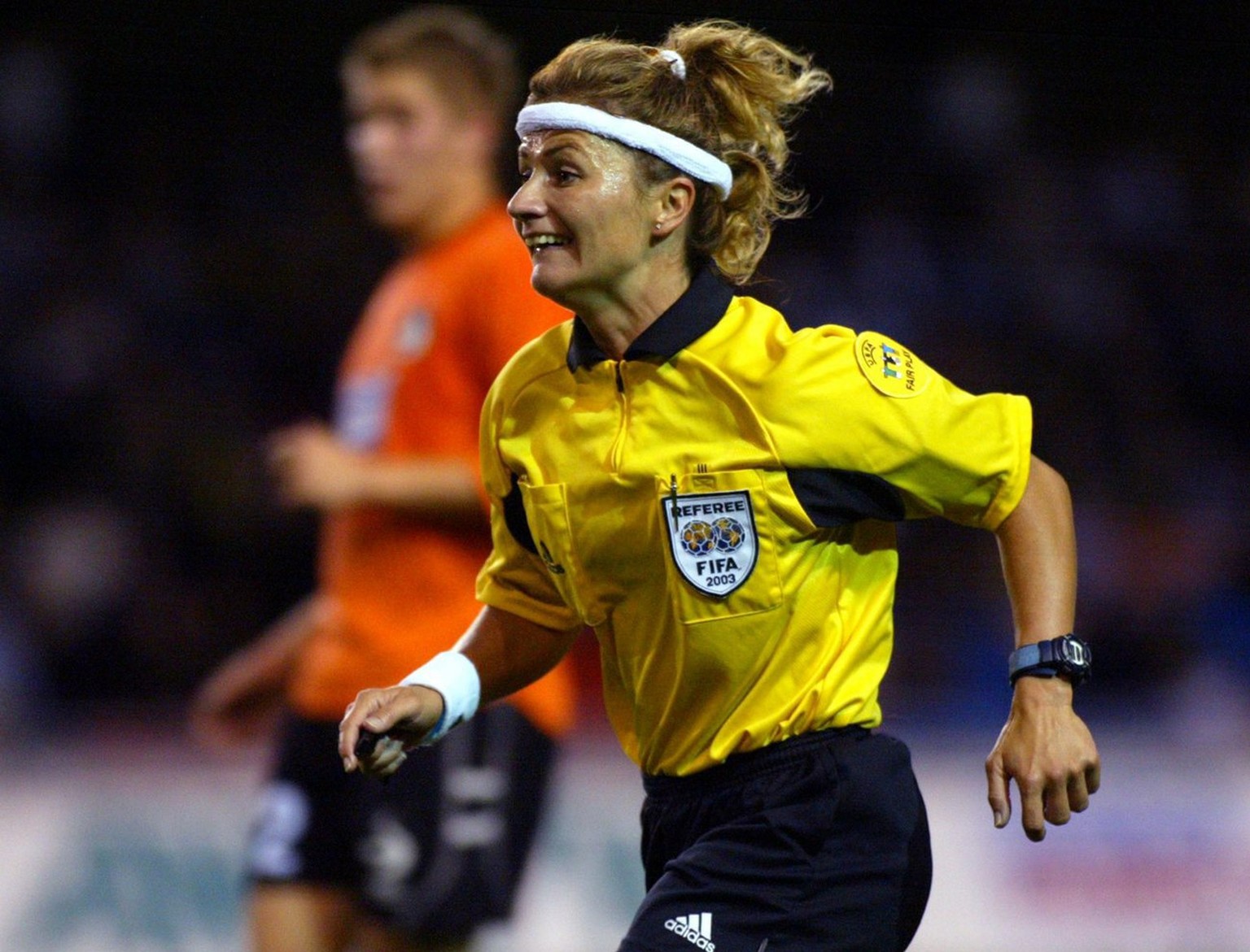 Swiss referee Nicole Petignat in action during the UEFA Cup qualifying round 1st leg soccer match of AIK Solna vs Fylkir from Iceland in Stockholm, Thursday 14 August 2003. Petignat is the first femal ...