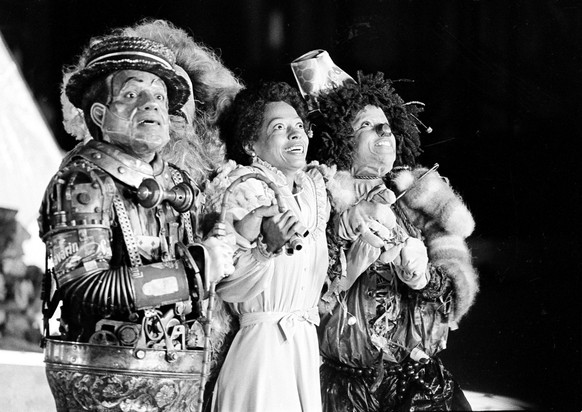 Diana Ross, center, as Dorothy, Michael Jackson, right, as Scarecrow, and Nipsey Russell as Tinman perform during filming of the musical &quot;The Wiz&quot; in New York&#039;s World Trade Center, Tues ...