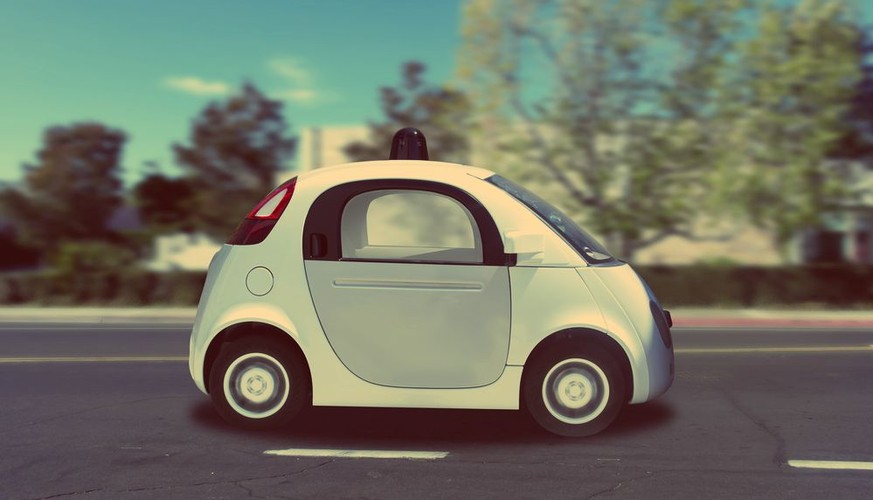 «Google Driverless Car» fährt ganz allein.
