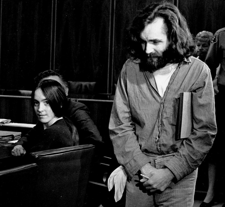 Vor Gericht: Manson mit Susan Atkins, einem Mitglied seiner «Familie».