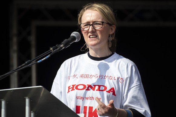 epa07473340 Shadow Secretary of State for Business, Energy and Industrial Strategy Rebecca Long Bailey speaks during a march and rally protesting the closure of the Honda plant in Swindon, Britain, 30 ...