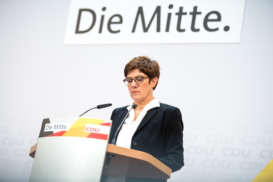epa08243903 Christian Democratic Union (CDU) party chairwoman Annegret Kramp-Karrenbauer speaks to the media at an press conference after the meeting of the party&#039;s federal board in the headquart ...