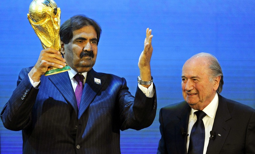 Fifa-Chef Sepp Blatter mit&nbsp;Sheikh Hamad bin Khalifa Al-Thani, Emir von Qatar.