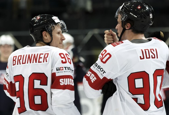 Die NHL-Profis Brunner und Josi: Mund abputzen, weiter geht's.