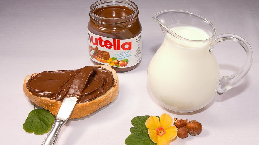 nutella schokolade haselnuss haselnüsse italien süss süssigkeiten snack dessert food essen https://de.wikipedia.org/wiki/Nutella