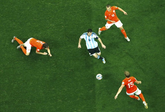 Gegen Holland wurde Messi gut abgeschirmt.