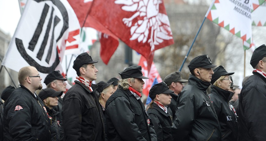 Gegen Juden, Roma und Homosexuelle:&nbsp;Jobbik-Mitglieder an einer Gedenkfeier.&nbsp;