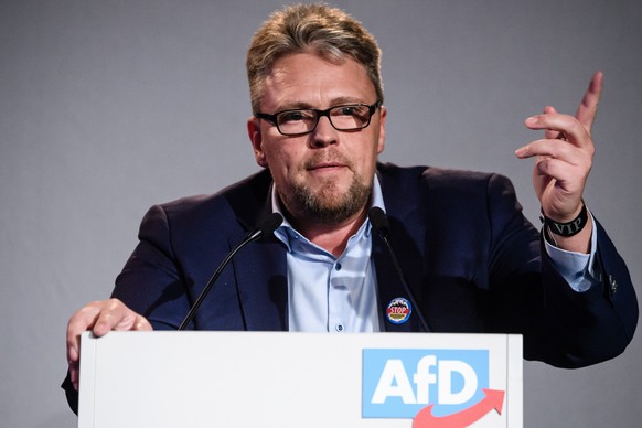 epa07171938 Alternative for Germany (AfD) politician Guido Reil delivers a campaign speech during his application for the European elections list at the party’s European election convention in Magdebu ...