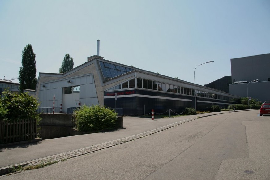 Messehalle 9: Die Asylorganisation Zürich hat das Gebäude für ein Jahr gemietet – mit Option auf Verlängerung.