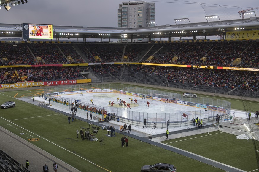 General view on the ice hockey championship match of the National League between the SCL Tigers and the SC Bern, on Wednesday, January 2, 2019, at the Stade de Suisse in Bern, Switzerland. (KEYSTONE/M ...
