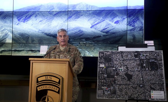 US-General&nbsp;John Campbell, Chef der internationalen Truppen in Afghanistan, musste den verhängnisvollen Angriff auf das Spital in Kundus erklären.