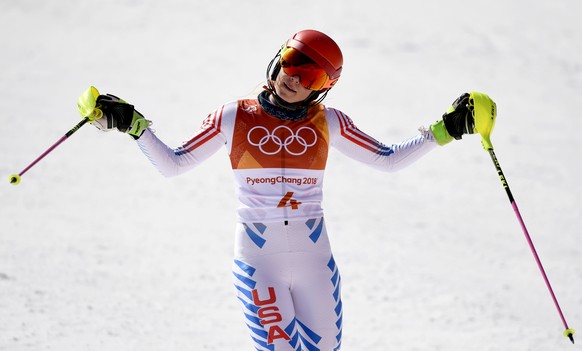 epa06531132 Mikaela Shiffrin of the USA reacts during the second run of the Women&#039;s Slalom race at the Yongpyong Alpine Centre during the PyeongChang 2018 Olympic Games, South Korea, 16 February  ...