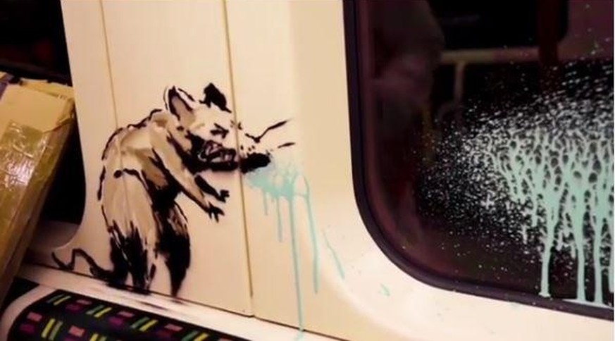 Banksy platzierte seine Kunst in einer U-Bahn.