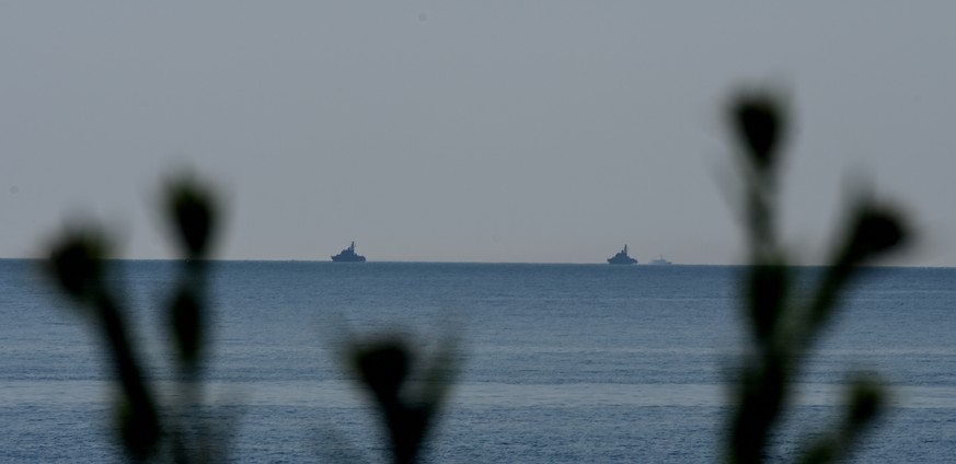 epa09256691 Warships carry out search operations to find the site of a crashed MiG-29 fighter jet in the Black Sea near the town of Shabla, Bulgaria, 09 June 2021. During a training task over the sea  ...