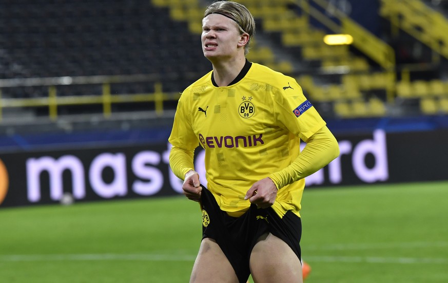 Dortmund&#039;s Erling Braut Haaland reacts after missing a chance to score during the Champions League group F soccer match between Borussia Dortmund and Club Brugge in Dortmund, Germany, Tuesday, No ...