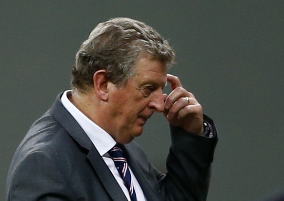 Roy Hodgson steht mit seinem Team vor dem WM-Aus.