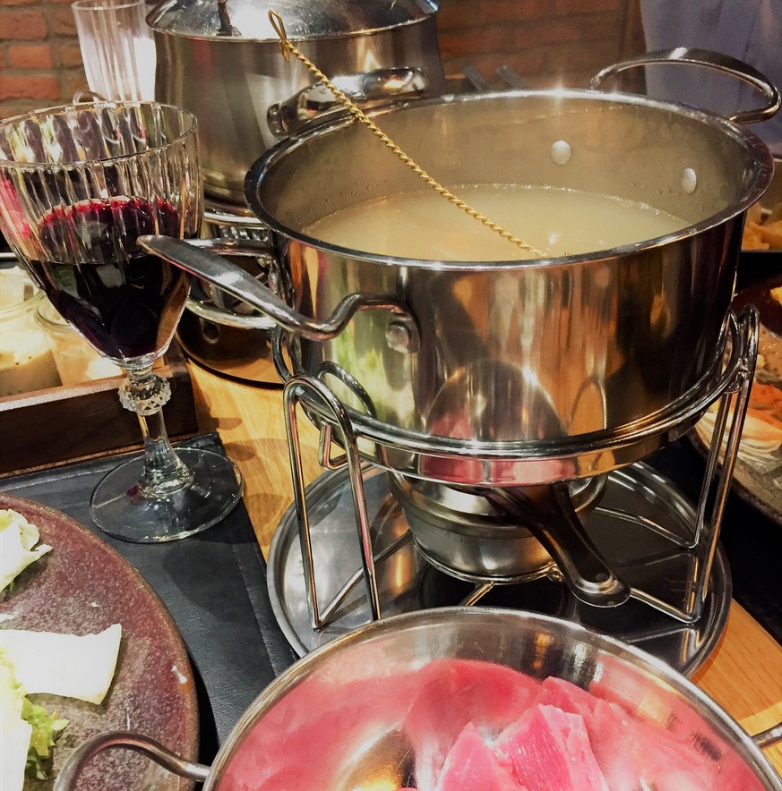 fondue chinoise essen food schweiz fleisch weihnachten