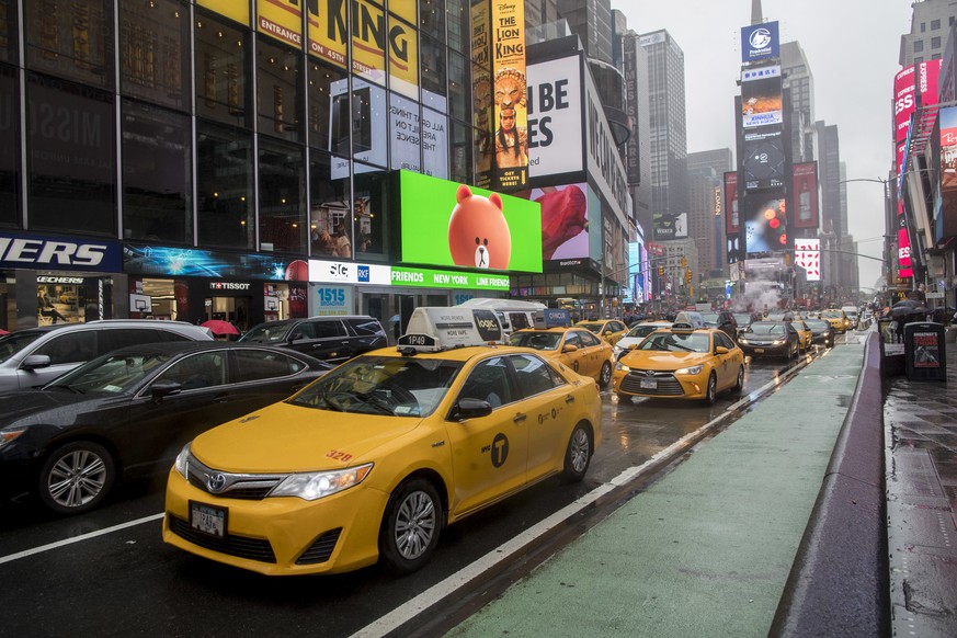 FILE - In this Thursday, May 25, 2017, file photo, traffic makes its way down Seventh Avenue in New York&#039;s Times Square. Cruise Automation, a self-driving software company owned by General Motors ...