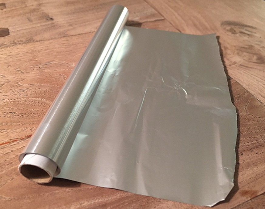 Folie aus Aluminium ist in der Küche vielseitig einsetzbar. Und wer hat&#039;s erfunden? Natürlich ein Schweizer.
